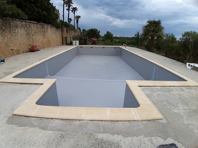 Remise à neuf rapide d'une piscine dégradée